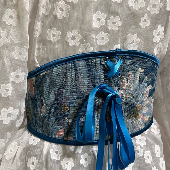 Corset Belt New - Picture 5 of 8